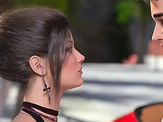 Hot Girl Fucked by a Guy in Her Own Car