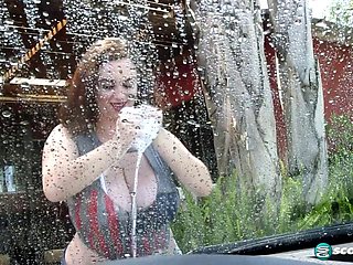 Buff Milly Marks Car Masturbation