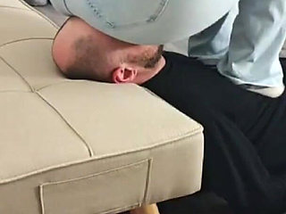Big Jeans Booty Facesitting - No Escape