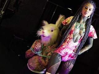 Dainty Anuskatzz's kinky life scene