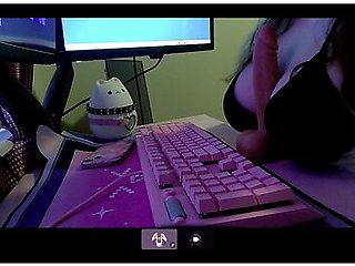 Moaning Egirl Gives Private Masterbution Help