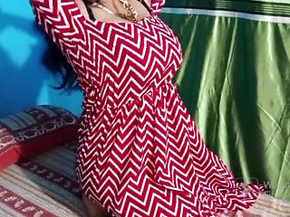 Desi Bhabhi's Pussy Exposed