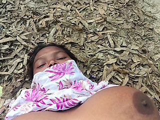 Desi bhabhi ki mast chudai ki outdoor