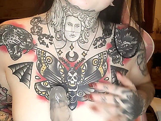 Harley Quinn Sucks and Fucks