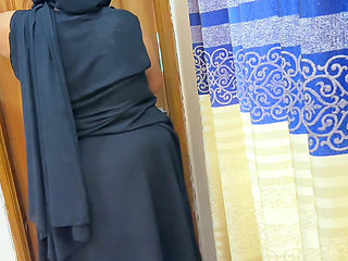 Big Ass Punjabi Muslim Aunty Stuck Under Bed, Then She want fuck from Stranger Guy, Because she was sexually Unsatisfying Woman