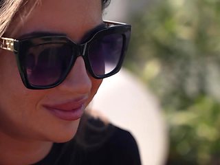 Chloé, 18, law student in Cannes! - Jacquie et Michel TV