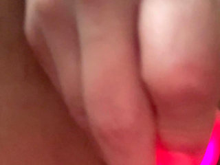 Amateur Bored Housewife Secretly Masturbates 5x a Day