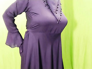 Desi Queen1 Hot Hijabi Indian Housewife Blowjob and Hardcore Fuck in Office