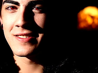 Handsome Vampire Rad Matthews Talks About Role