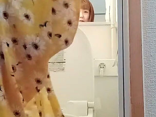 A Compilation of Various Peeing Scenes