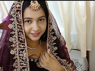 NEWLY MARRIED DESI COUPLE FIRST NIGHT SEX