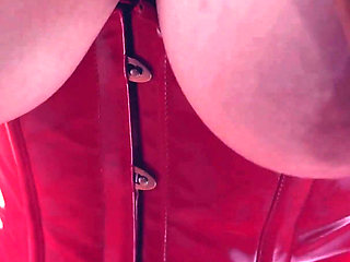 Fetish Curvy Wet Pussy MILF in Shiny Clothes