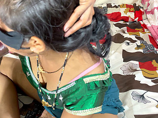 Desi renu ki chudai ki room mai aaj