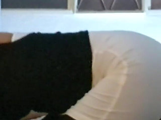 MILF with a Gorgeous Body Gives a Blowjob and Cums in Her Mouth