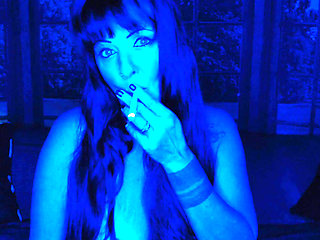 Flashy Smoking Goddess