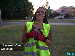 Public Agent - Petite Cutie Picking up Trash, but It Turned Out Jennifer Mendez Stops for a Quicky