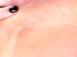 Close up solo beauty toying ass