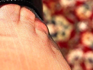 POV JOI: Release at My Nylon Feet, 3s Countdown - Mistress Julia