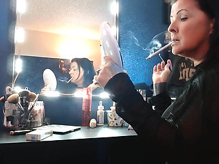 Dangling Long Virginia Slims 120 Cigarette