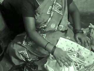 Aunty Home working  boobs pressing in husband