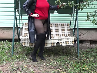 Sexy Tights on a Hot MILF