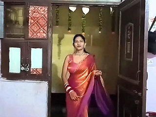 18 Years Old Neighbor's Girl Was Alone At Home Boy Went And Started Having Sex With Hindi Audio