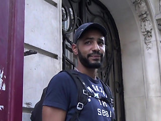 Latino slut fucked barebaclk by the Arab Tahar