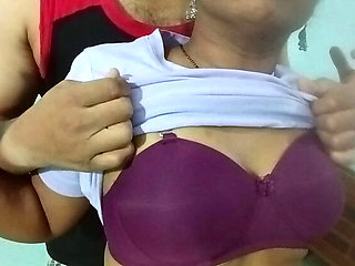 Desi Indian Girlfriend Sonia Hot Sex in Tshirt and Shorts - Romantic Blowjob and Fucking with Boyfriend