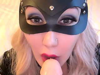 A blonde trans played with a toy and milk