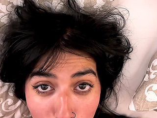 Hungover Pakistani Slut Gets a Huge Facial