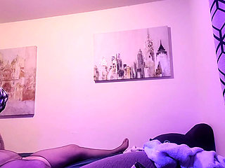 Her first time rolling on x She squirts every where.